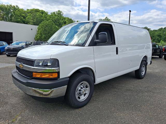 New 2026 Chevrolet Express 2500 w/ Driver Convenience Package RWD image 2
