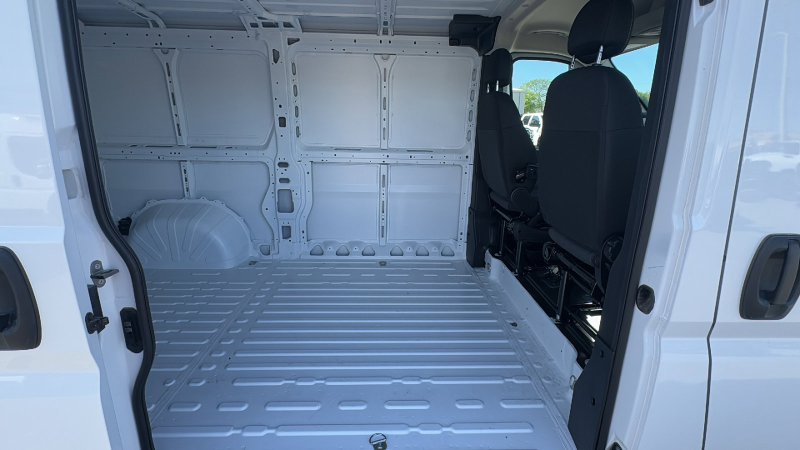New 2026 RAM ProMaster 3500 w/ Storage Group image 14