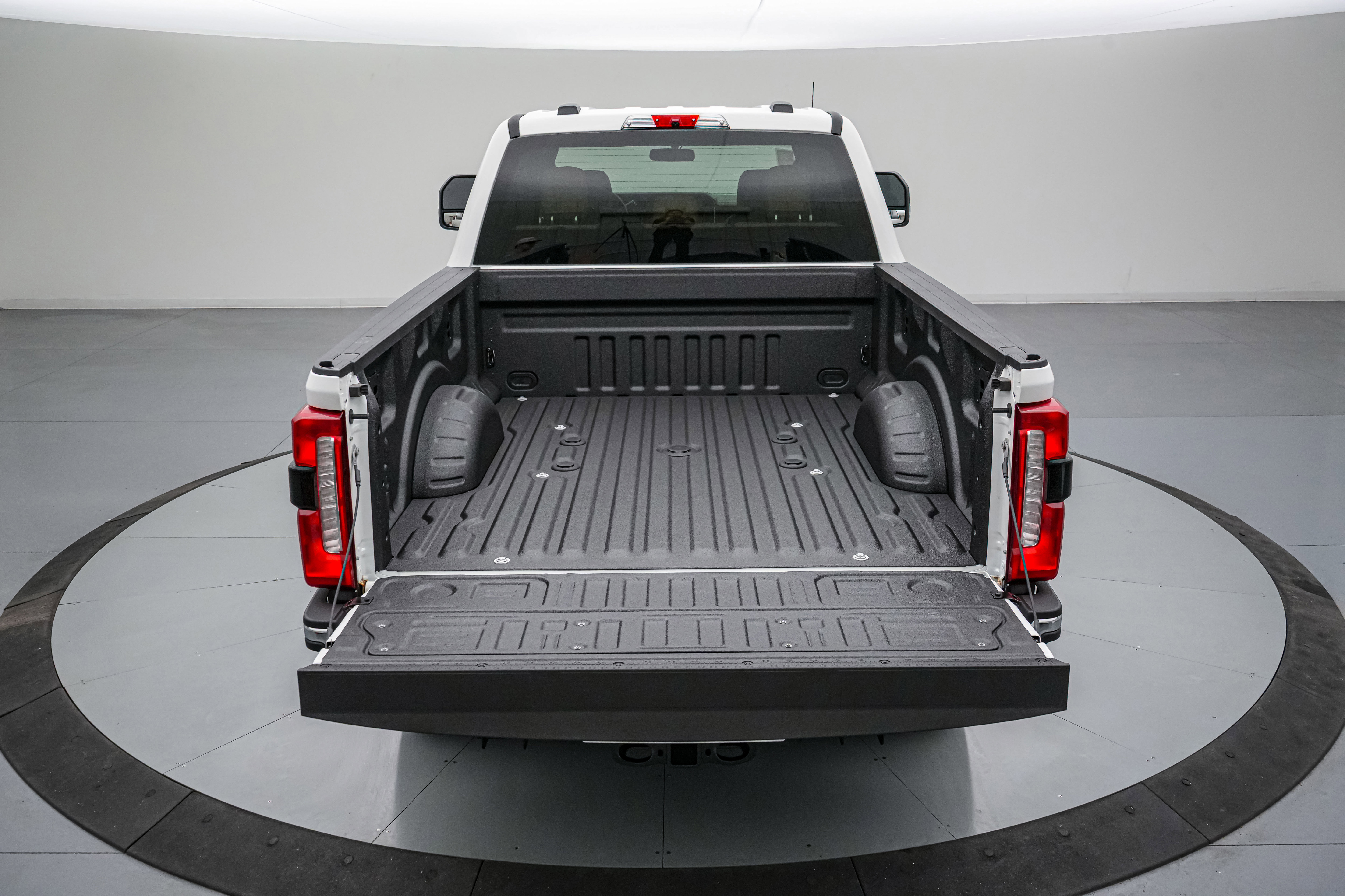 New 2026 Ford F250 Lariat image 6