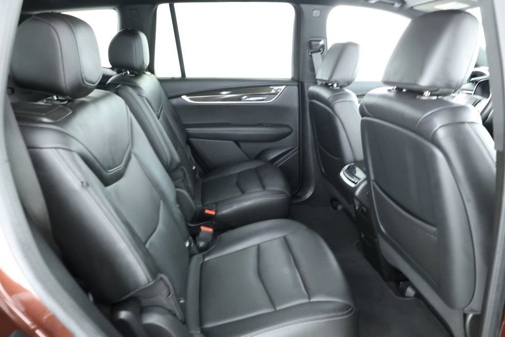 Used 2022 Cadillac XT6 Sport image 23
