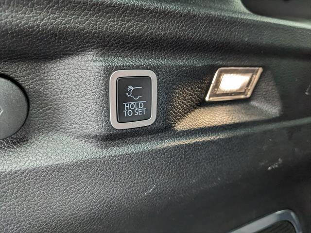 Used 2022 Jeep Grand Cherokee L Limited image 14