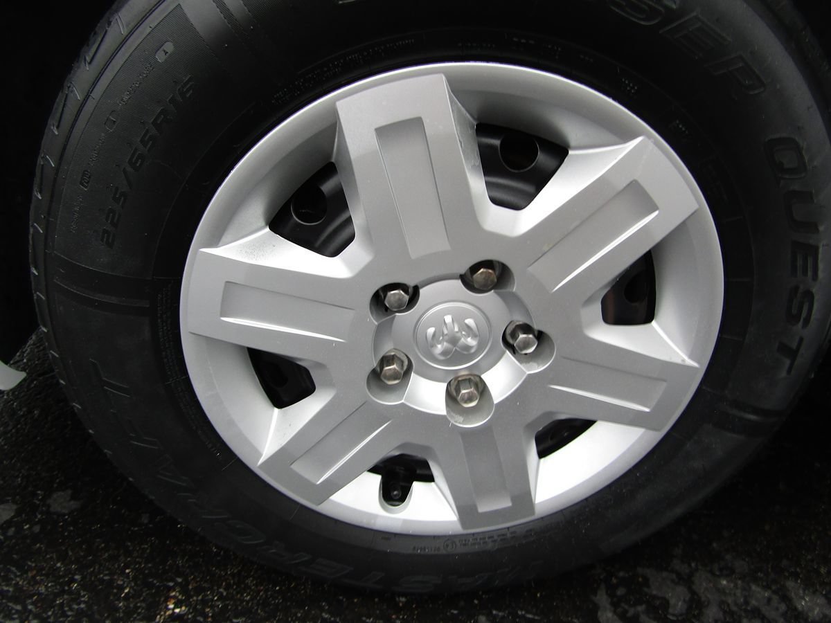 Used 2013 RAM C/V Tradesman FWD image 27