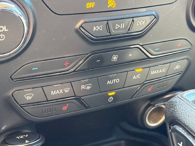 Used 2019 Ford Ranger XLT w/ Equipment Group 302A Luxury AWD/4WD image 22