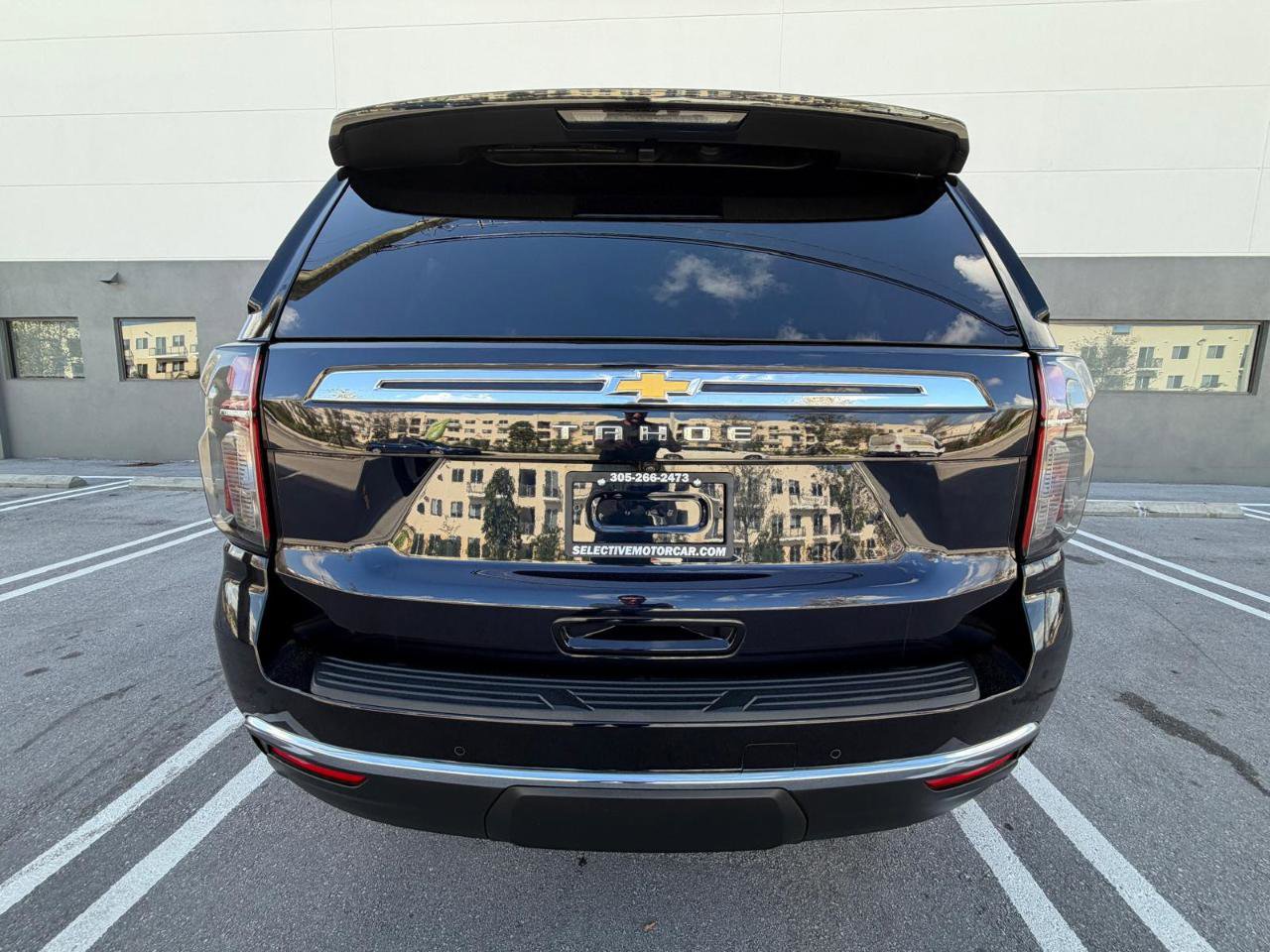 Used 2024 Chevrolet Tahoe LS image 8