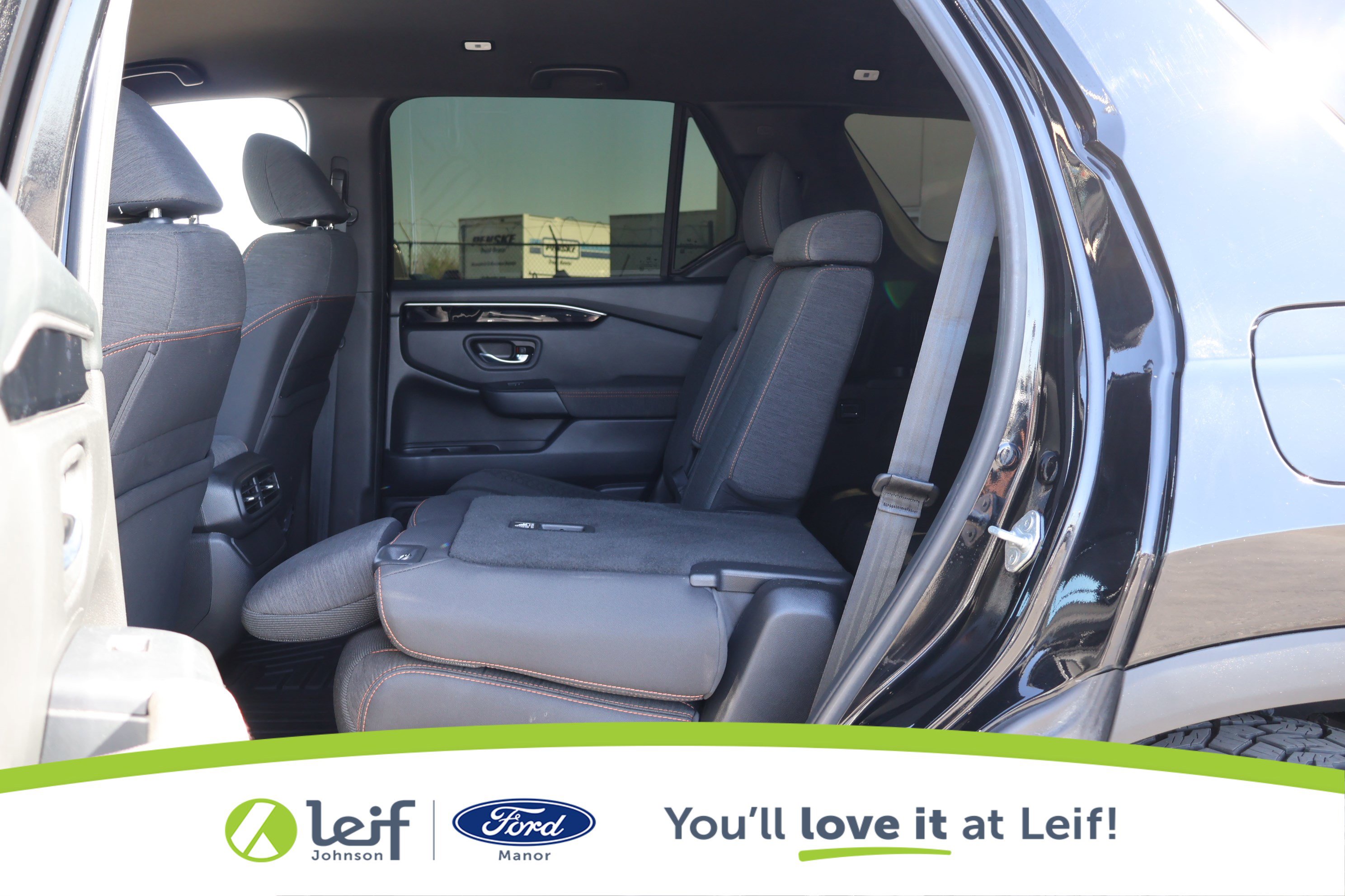 Used 2023 Honda Pilot Sport image 31