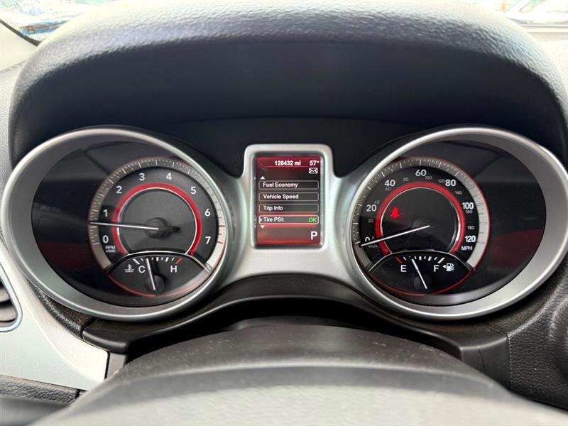 Used 2013 Dodge Journey SE image 33