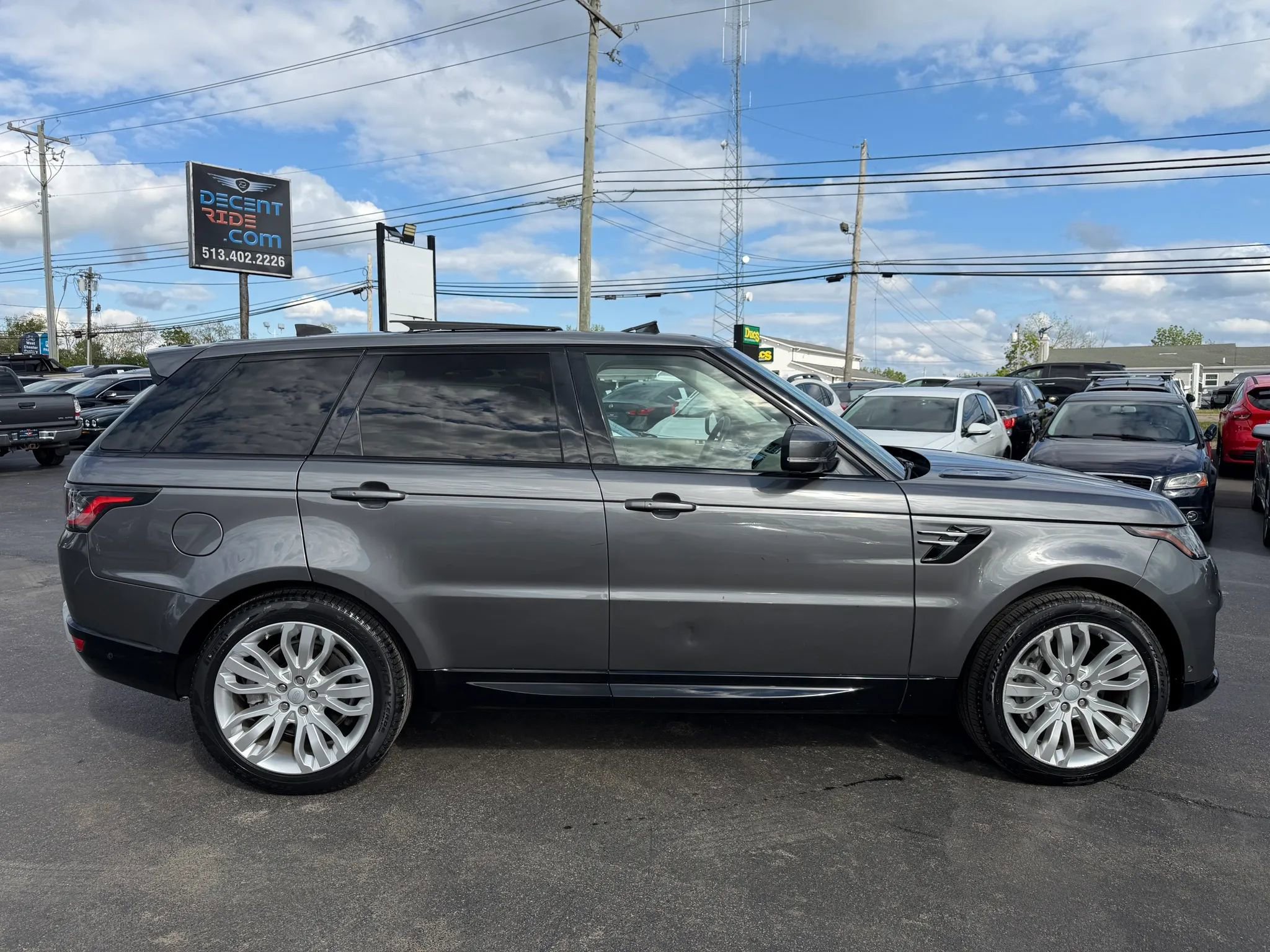 Used 2019 Land Rover Range Rover Sport HSE AWD/4WD image 3