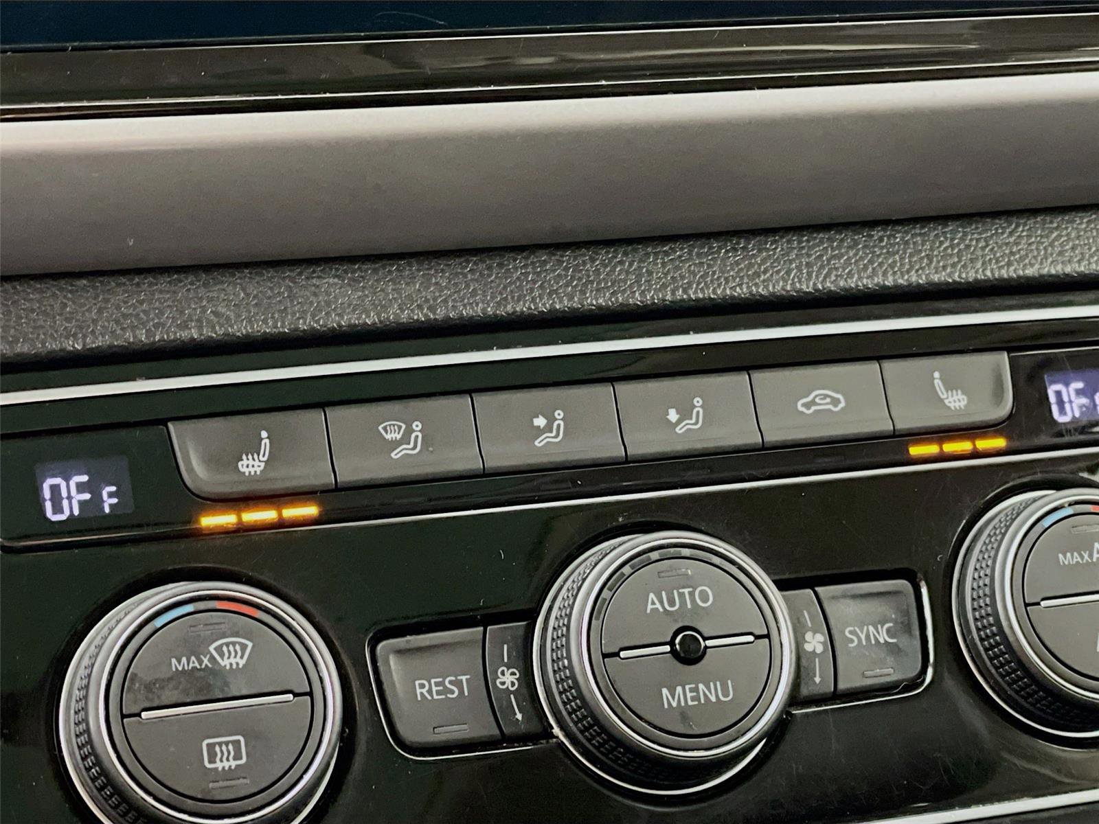 Used 2021 Volkswagen Atlas SEL image 24