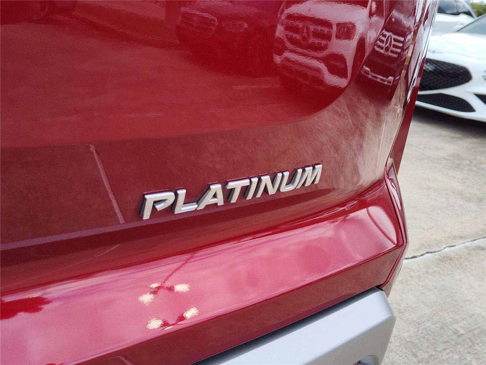 Used 2024 Nissan Pathfinder Platinum w/ Cargo Package image 6