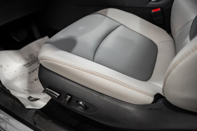 New 2025 Toyota RAV4 XLE Premium image 32