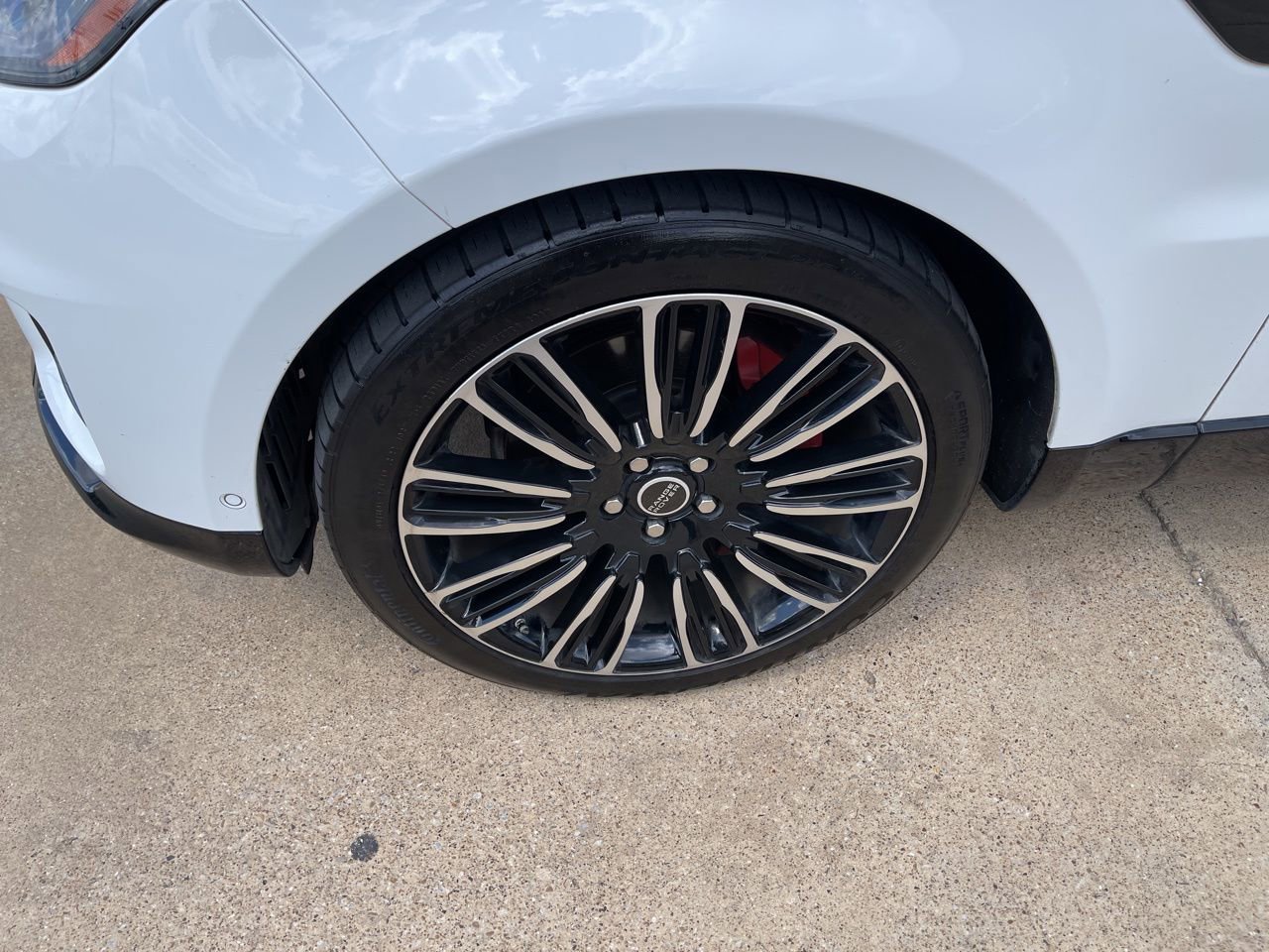 Used 2020 Land Rover Range Rover Sport HSE image 9