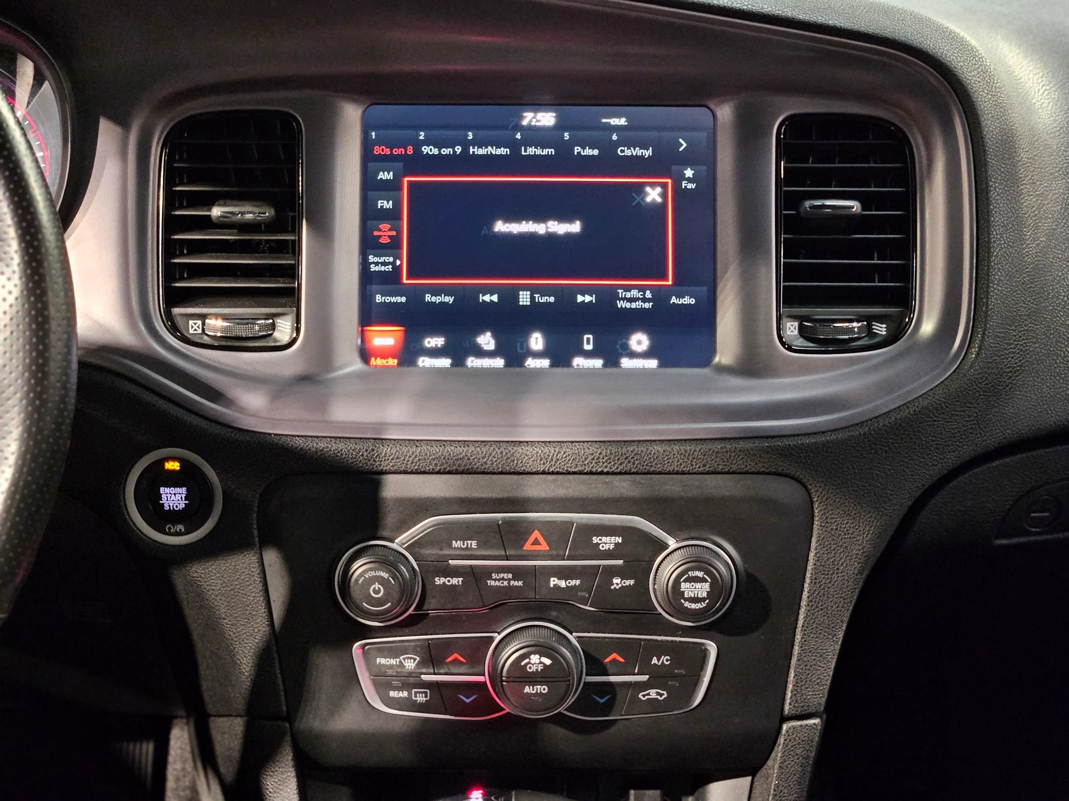 Used 2023 Dodge Charger R/T w/ Blacktop Package image 16