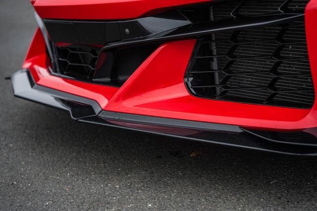 Used 2025 Chevrolet Corvette Z06 image 12