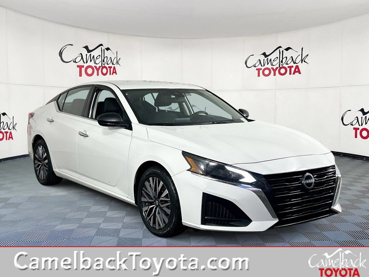 Used 2025 Nissan Altima 2.5 SV FWD video 1