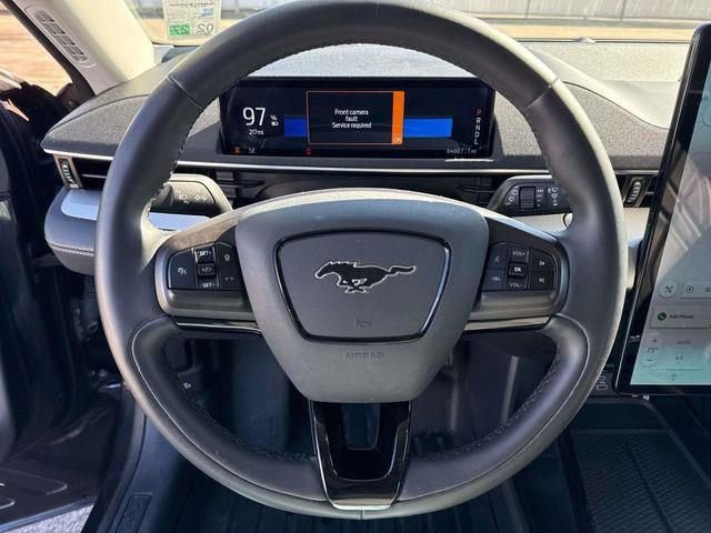 Used 2022 Ford Mustang Mach-E Select image 32