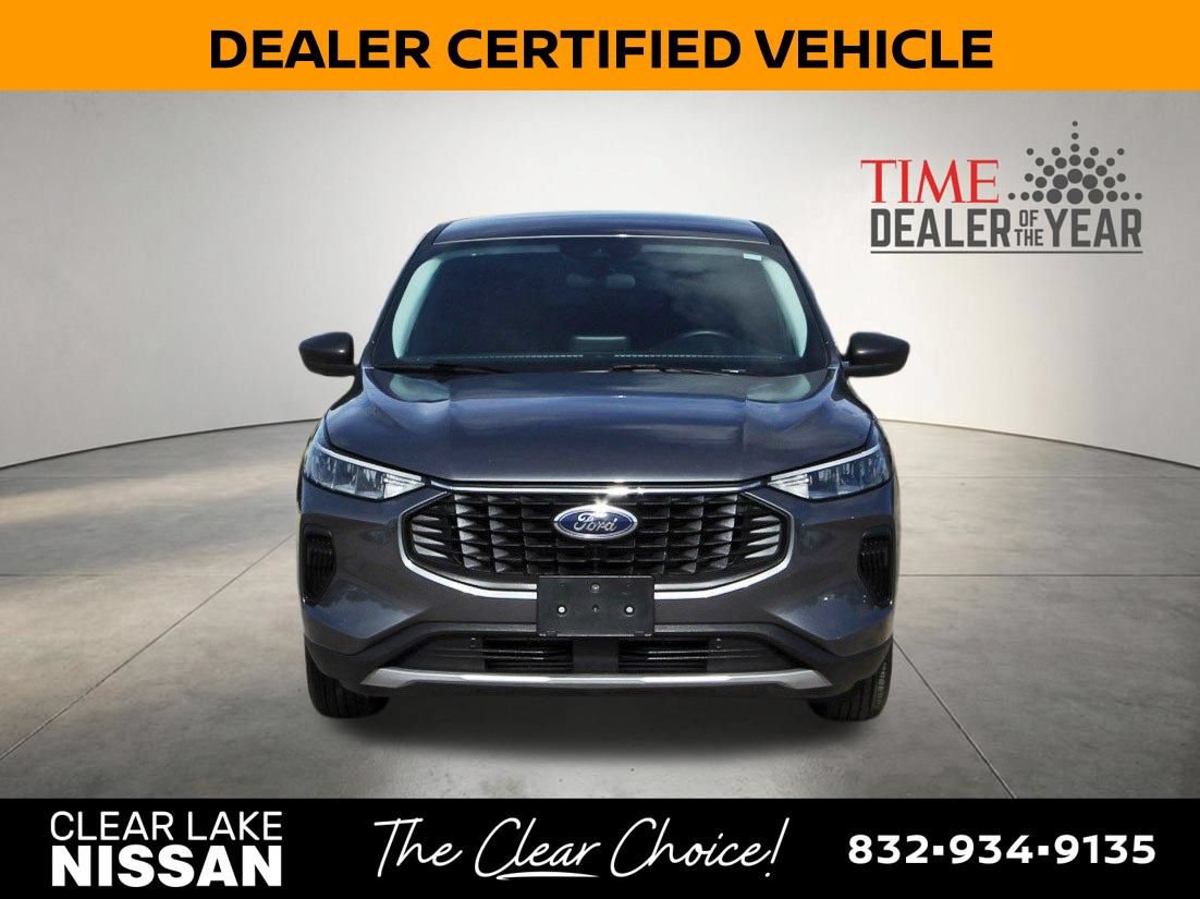 Used 2025 Ford Escape Active FWD image 3