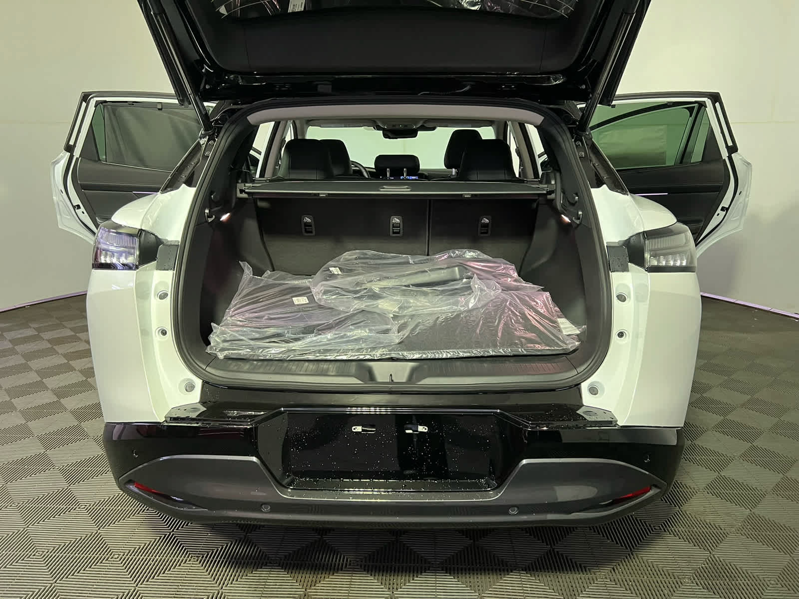New 2027 Nissan Murano Platinum w/ Cargo Package AWD/4WD image 18