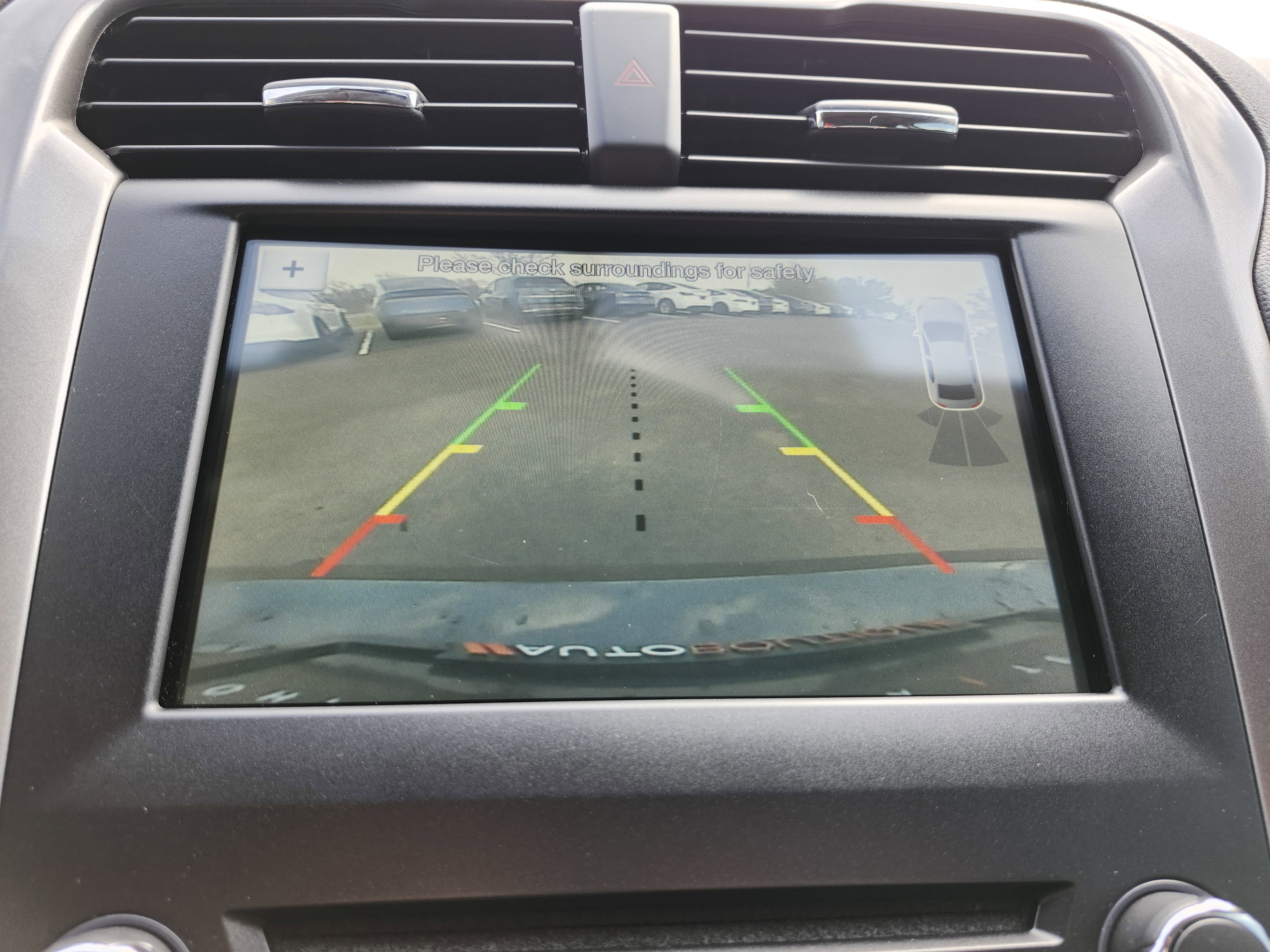 Used 2018 Ford Fusion SE w/ Fusion SE Technology Package image 6