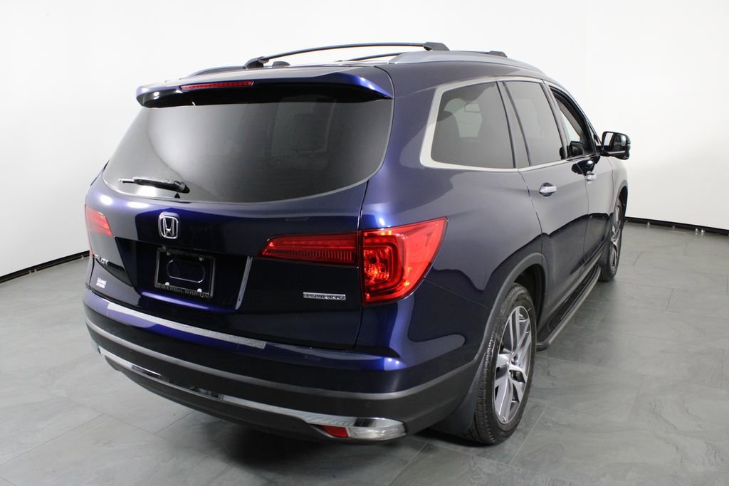 Used 2018 Honda Pilot Touring image 14