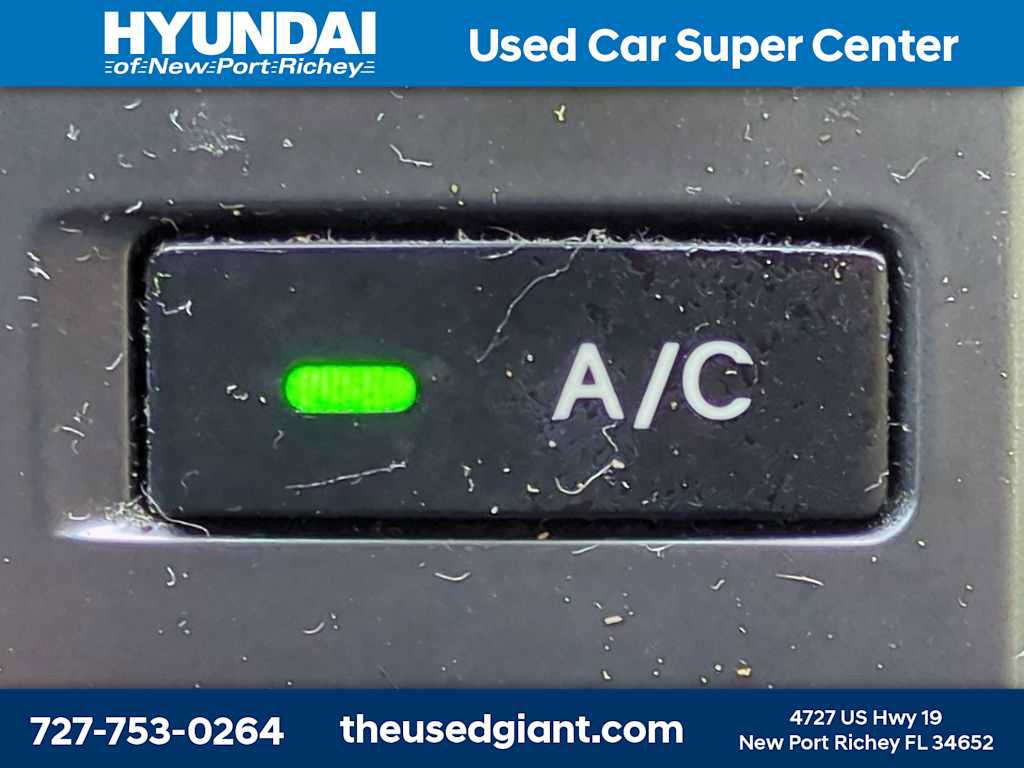 Used 2013 Kia Forte EX FWD image 20