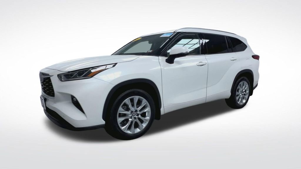 Used 2021 Toyota Highlander Limited image 22