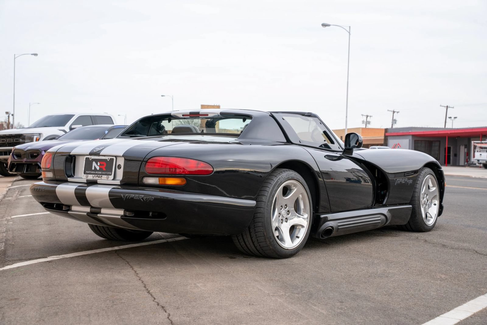Used 1994 Dodge Viper RT/10 RWD image 38