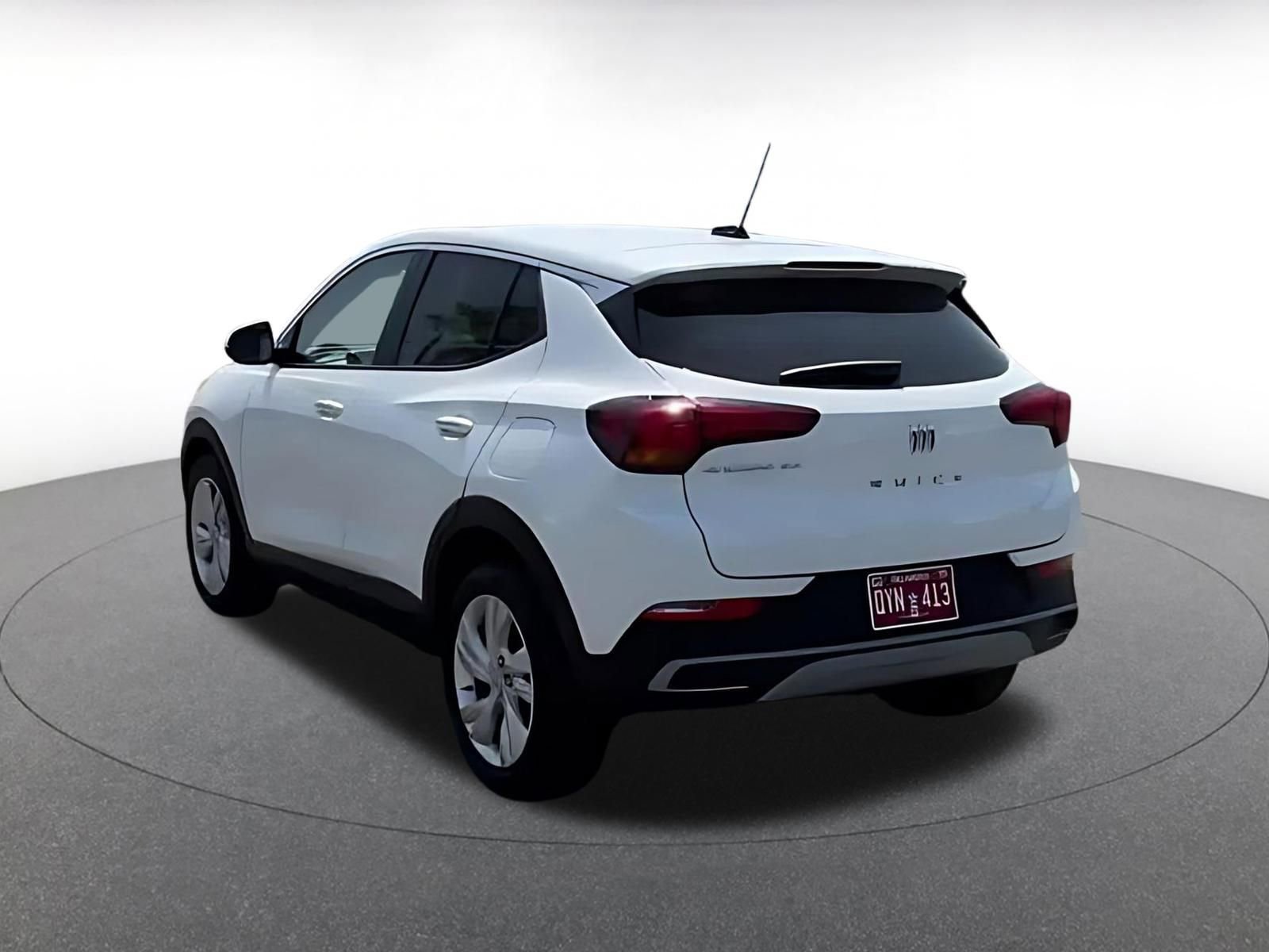 Used 2025 Buick Encore GX Preferred FWD image 11