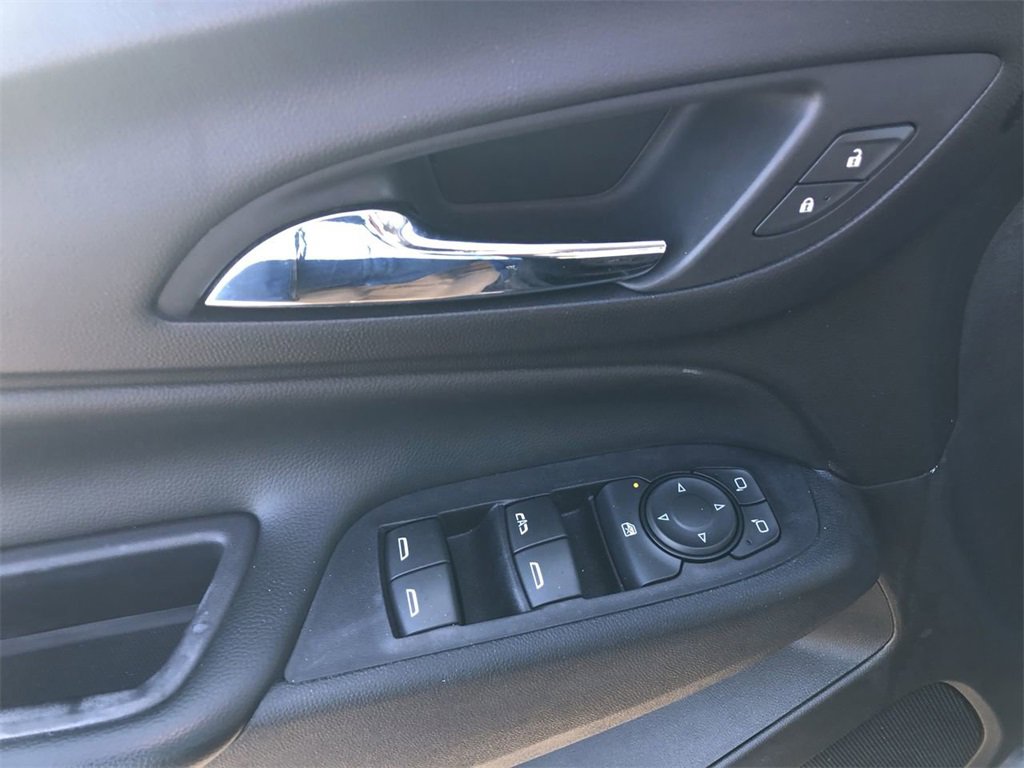 Used 2019 Chevrolet Equinox LT image 13