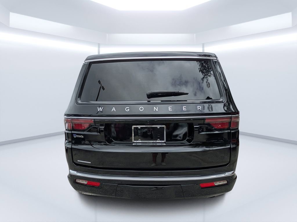 Used 2024 Jeep Wagoneer Series II AWD/4WD image 4