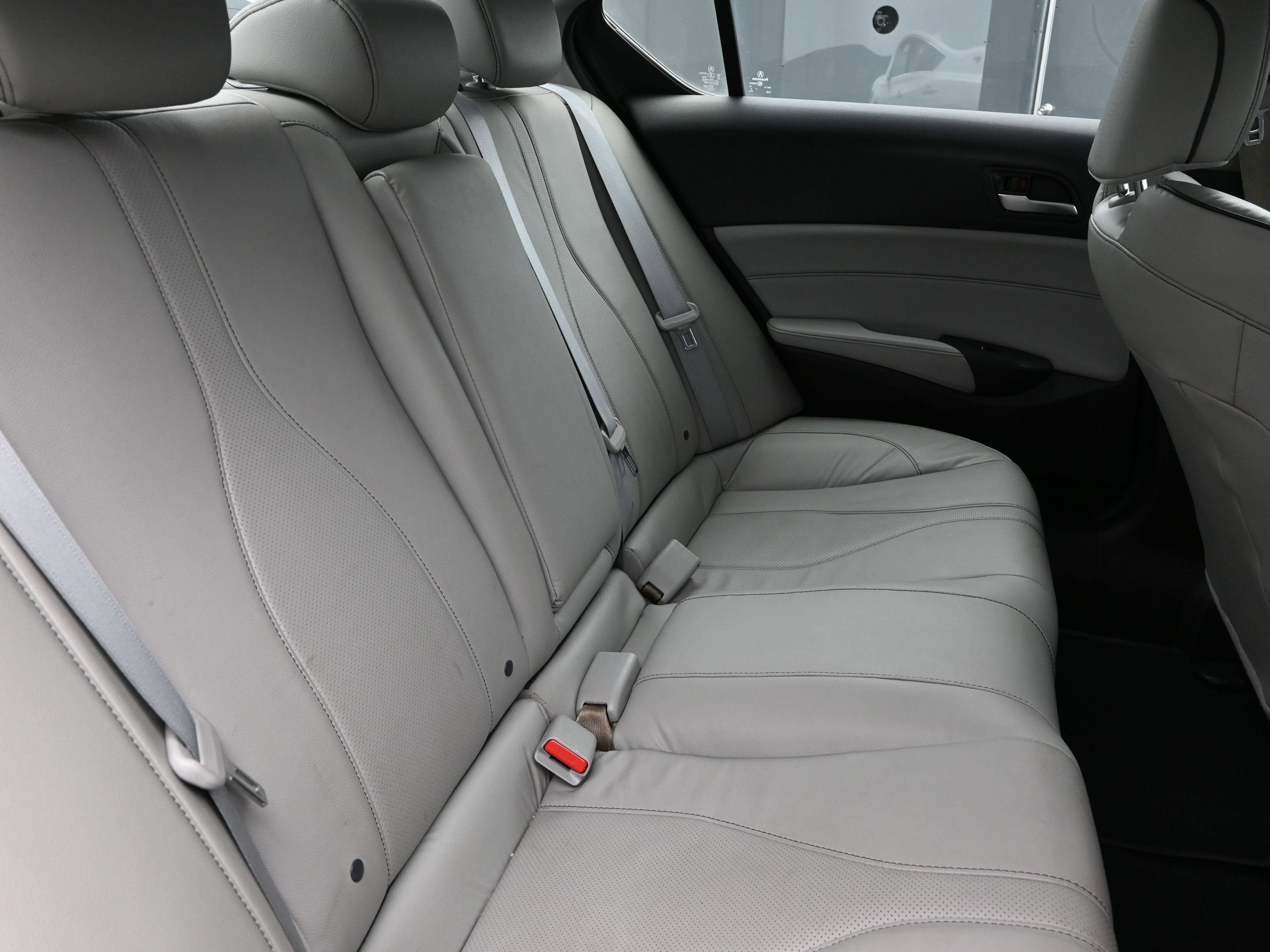 Used 2020 Acura ILX w/ Premium Package image 24