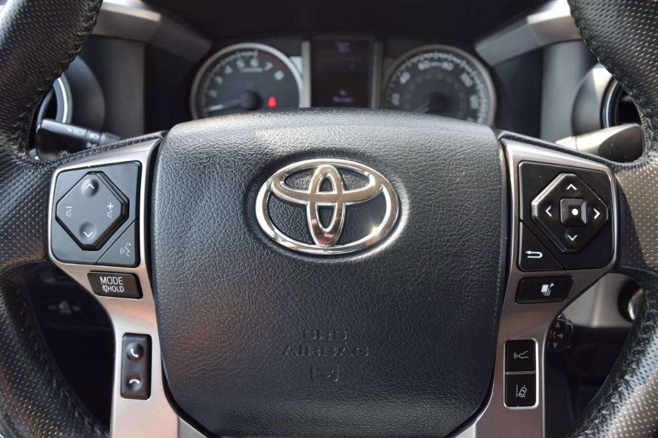 Used 2018 Toyota Tacoma SR5 AWD/4WD image 26