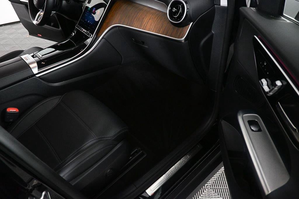 Certified 2025 Mercedes-Benz GLC 350e 4MATIC image 22