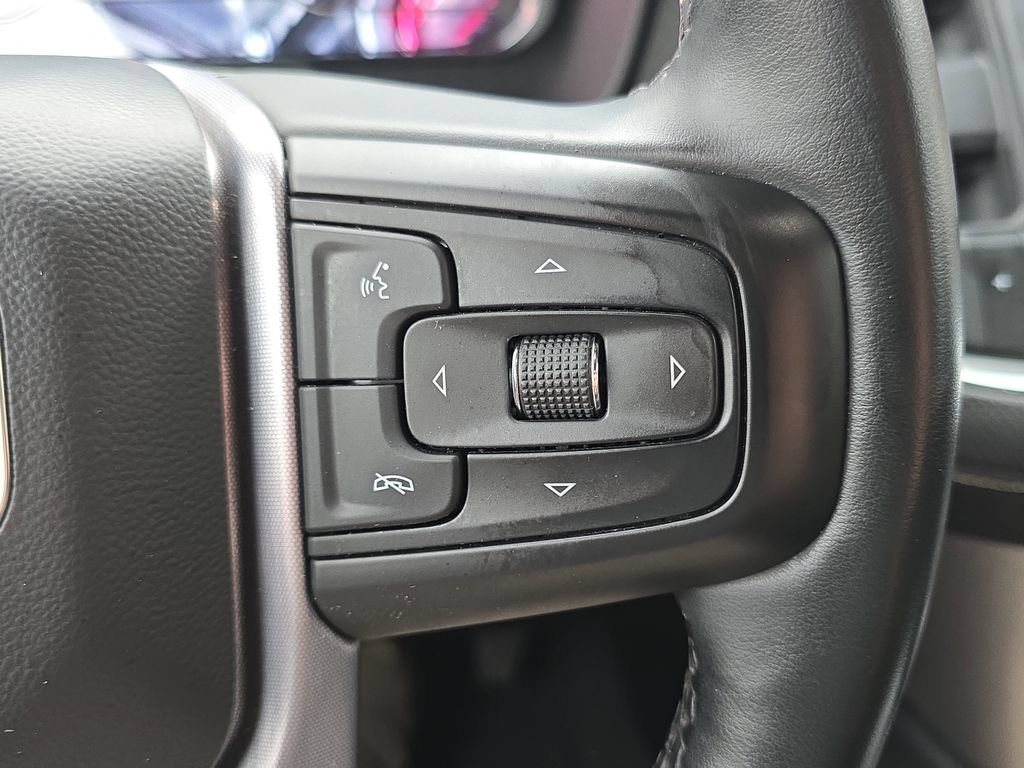 Certified 2024 GMC Yukon SLT w/ SLT Luxury Package AWD/4WD image 20