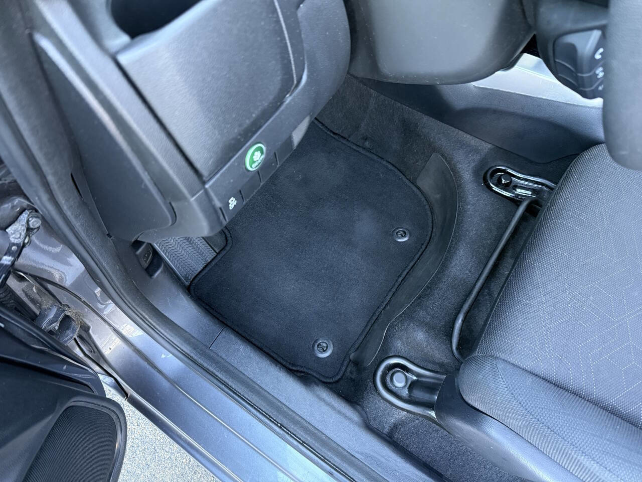 Used 2015 Honda Fit EX image 13