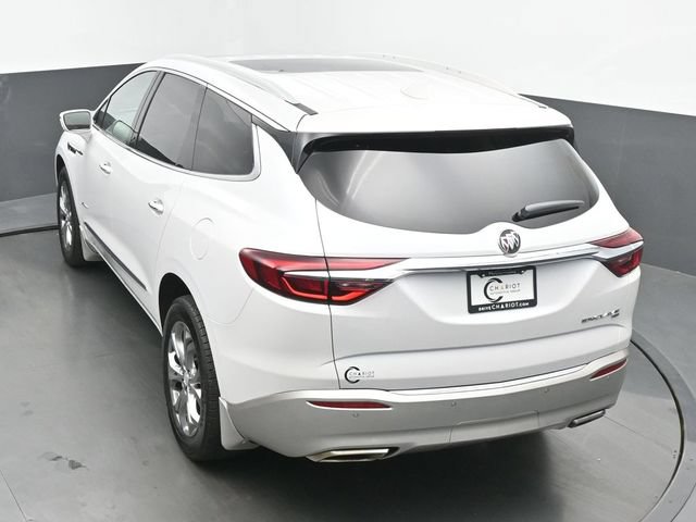 Used 2019 Buick Enclave Avenir w/ Avenir Technology Package AWD/4WD image 41