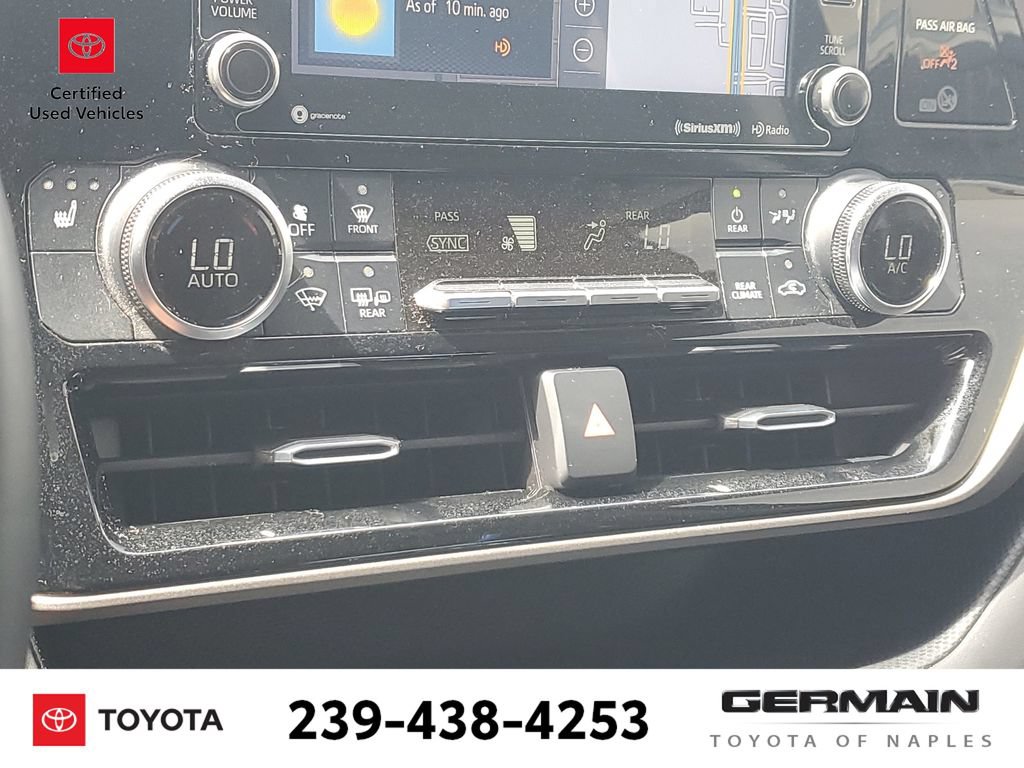 Certified 2020 Toyota Highlander XLE FWD image 31