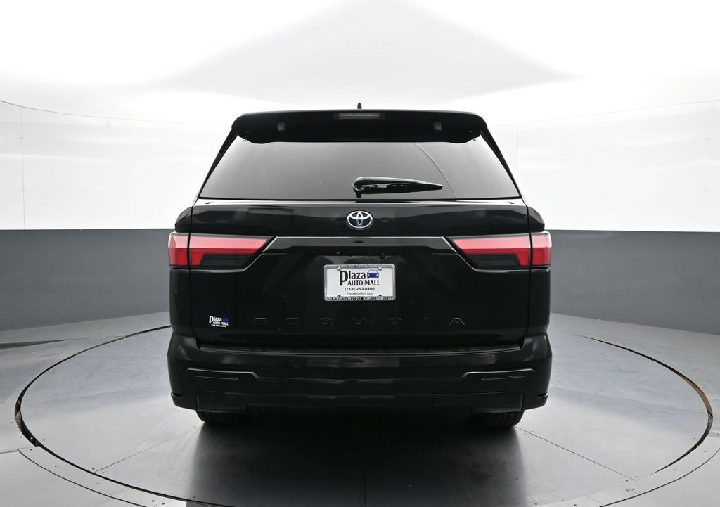 Certified 2023 Toyota Sequoia Platinum image 7