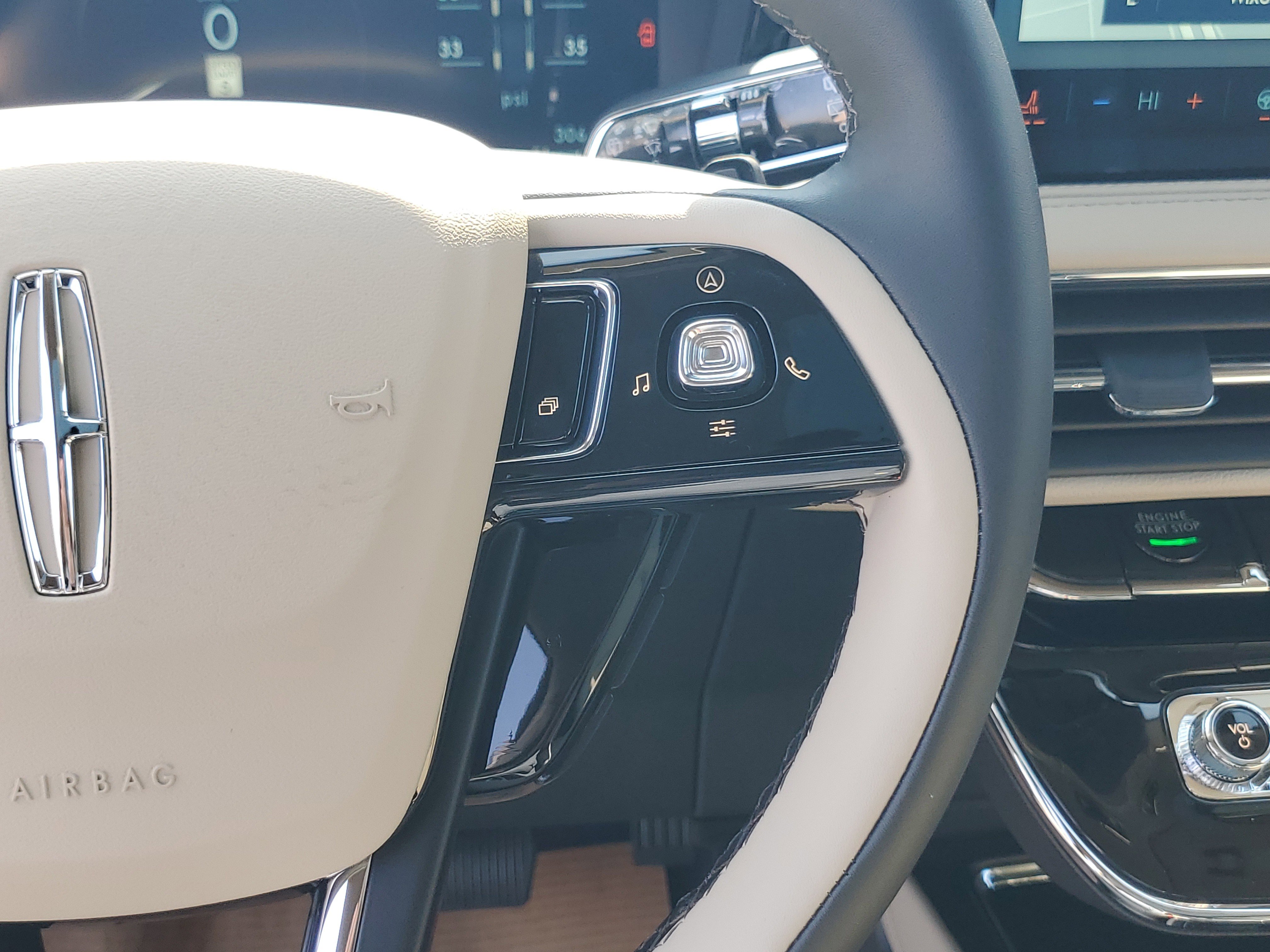 New 2026 Lincoln Corsair Premiere AWD/4WD image 18