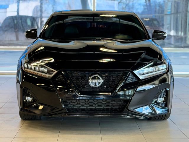 Used 2023 Nissan Maxima SR w/ Sport Mat Group FWD image 2