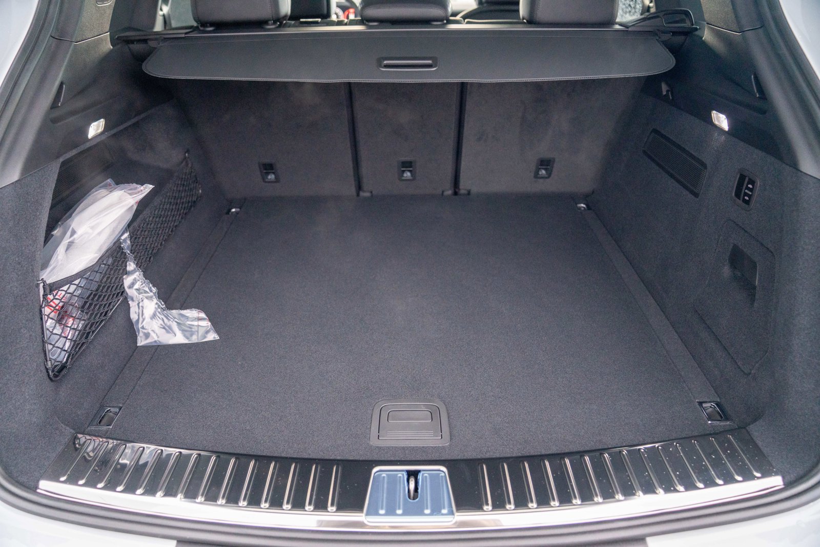 Certified 2026 Porsche Cayenne AWD/4WD image 27