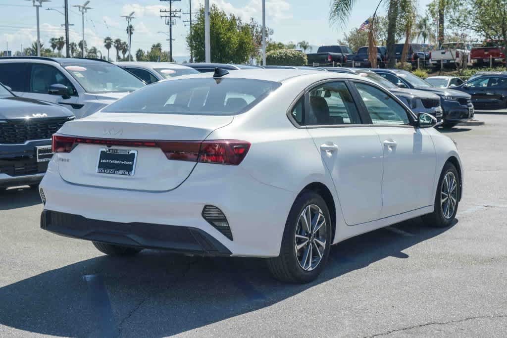 Certified 2024 Kia Forte LXS w/ LXS Technology Package FWD image 4