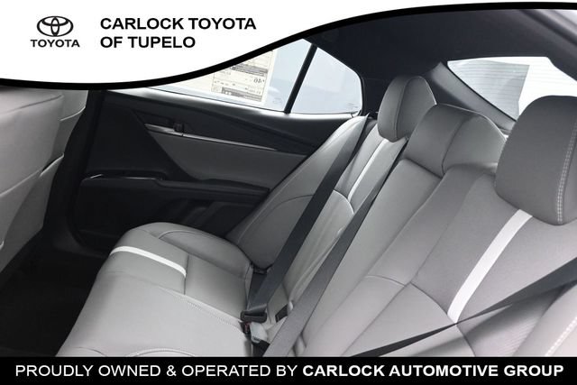 New 2026 Toyota Camry Hybrid FWD image 16