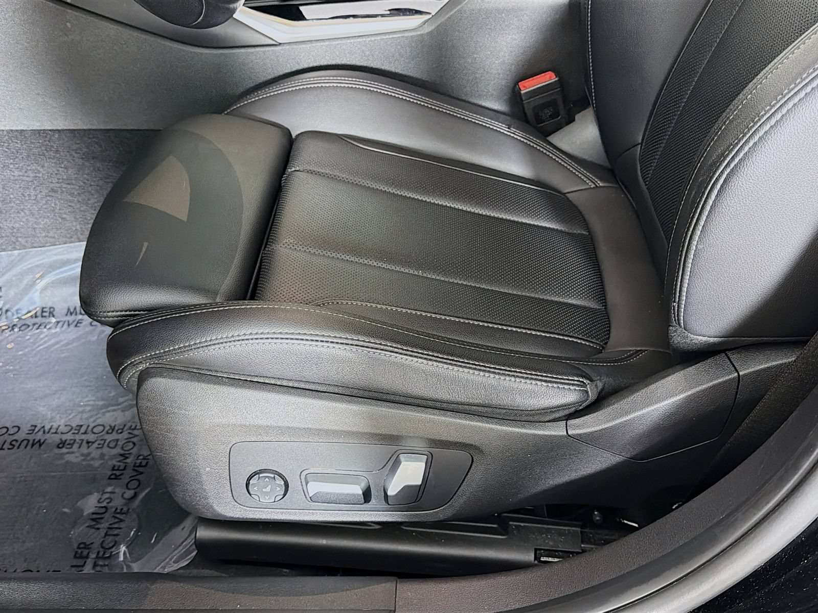 Certified 2023 BMW 330i Sedan w/ Premium Package RWD image 19