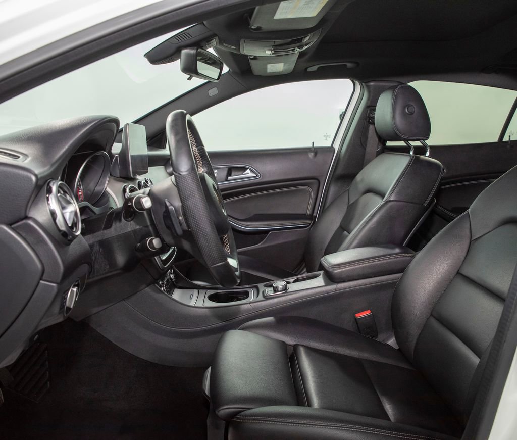 Used 2018 Mercedes-Benz GLA 250 4MATIC image 8