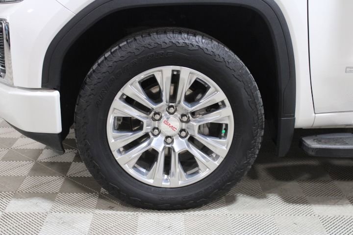 Used 2022 GMC Sierra 1500 Denali w/ Driver Alert Package II AWD/4WD image 44
