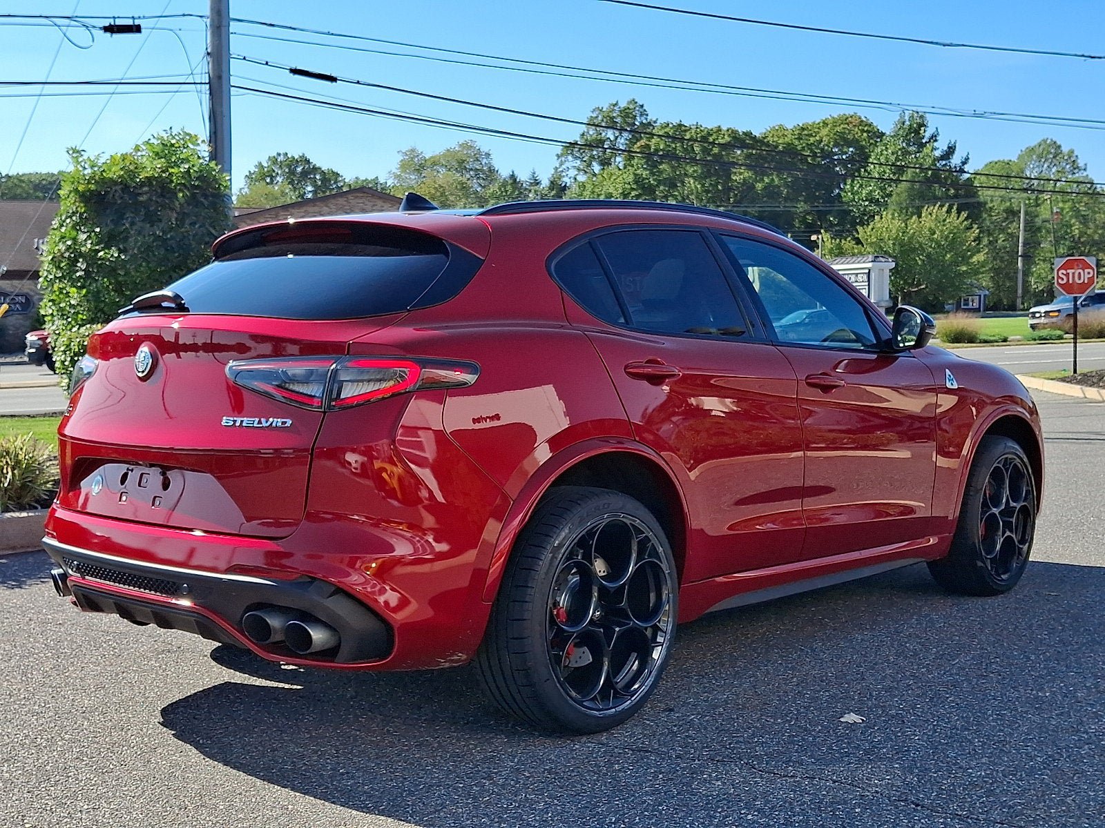Used 2024 Alfa Romeo Stelvio Quadrifoglio AWD/4WD image 4