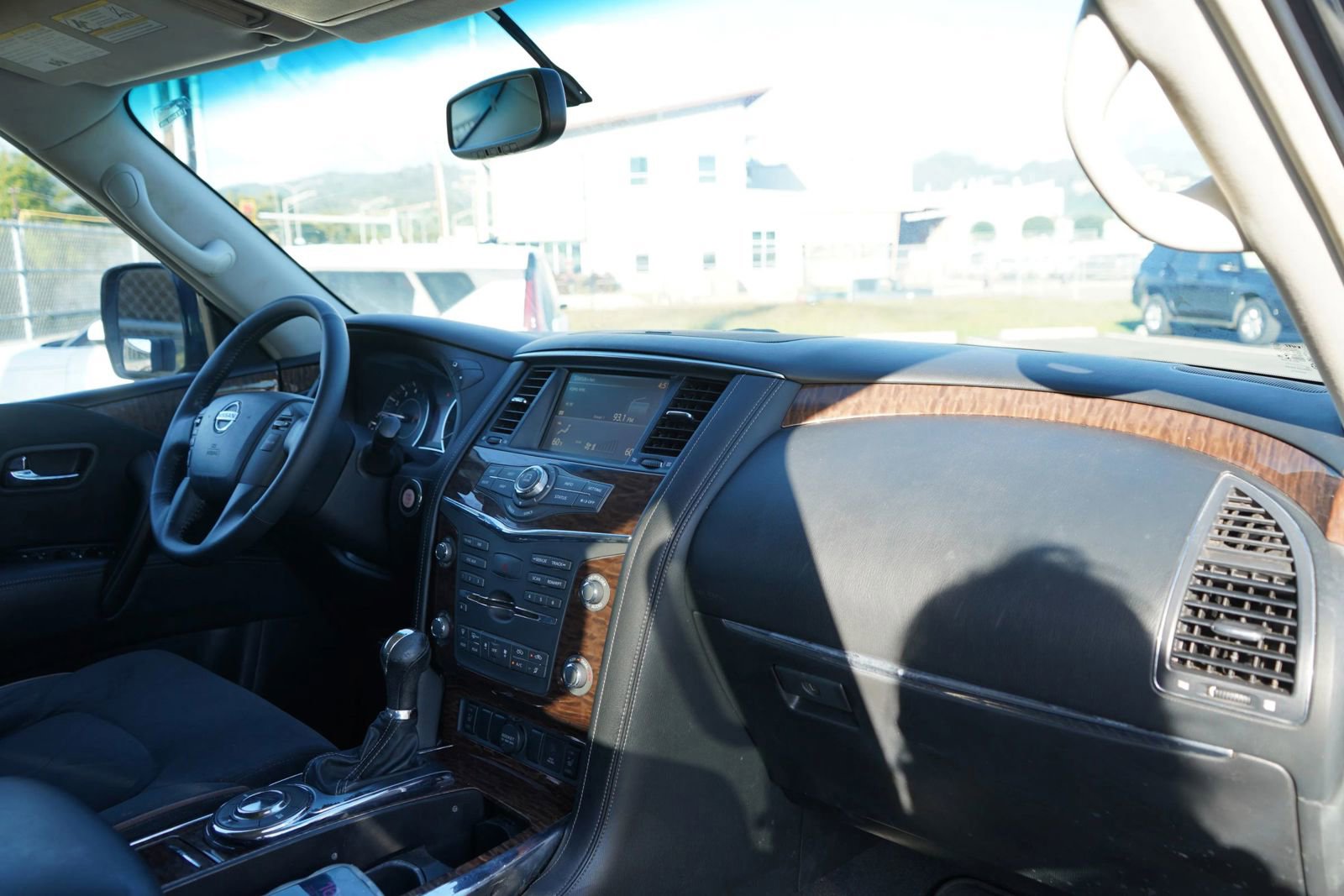 Used 2017 Nissan Armada SV w/ Driver Package RWD image 21