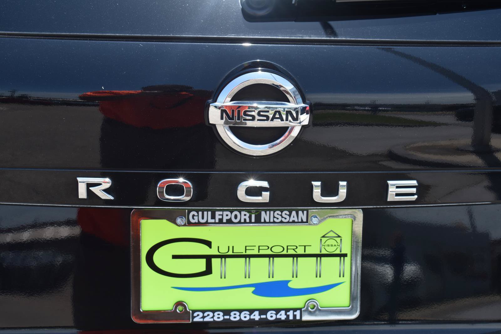 Used 2021 Nissan Rogue SV FWD image 8