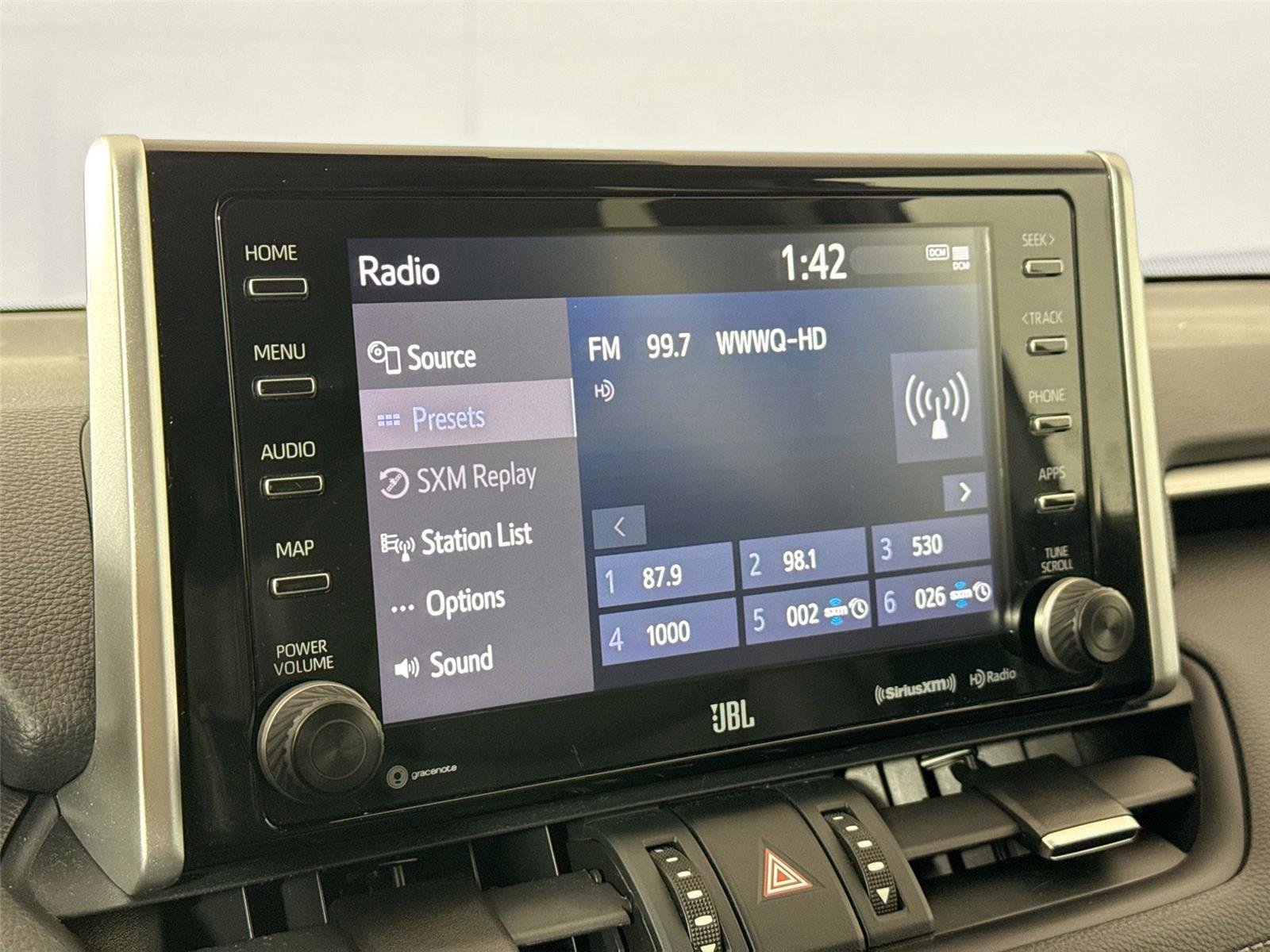 Certified 2020 Toyota RAV4 XLE Premium image 23