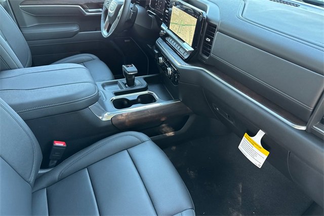 New 2026 GMC Sierra 1500 SLT w/ SLT Convenience Package image 17